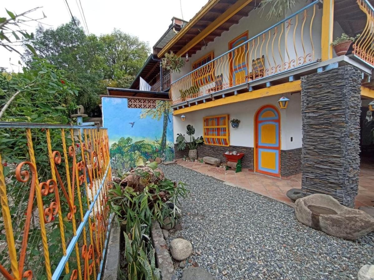 Casa De Las Rocas Hostel Хардин Екстериор снимка