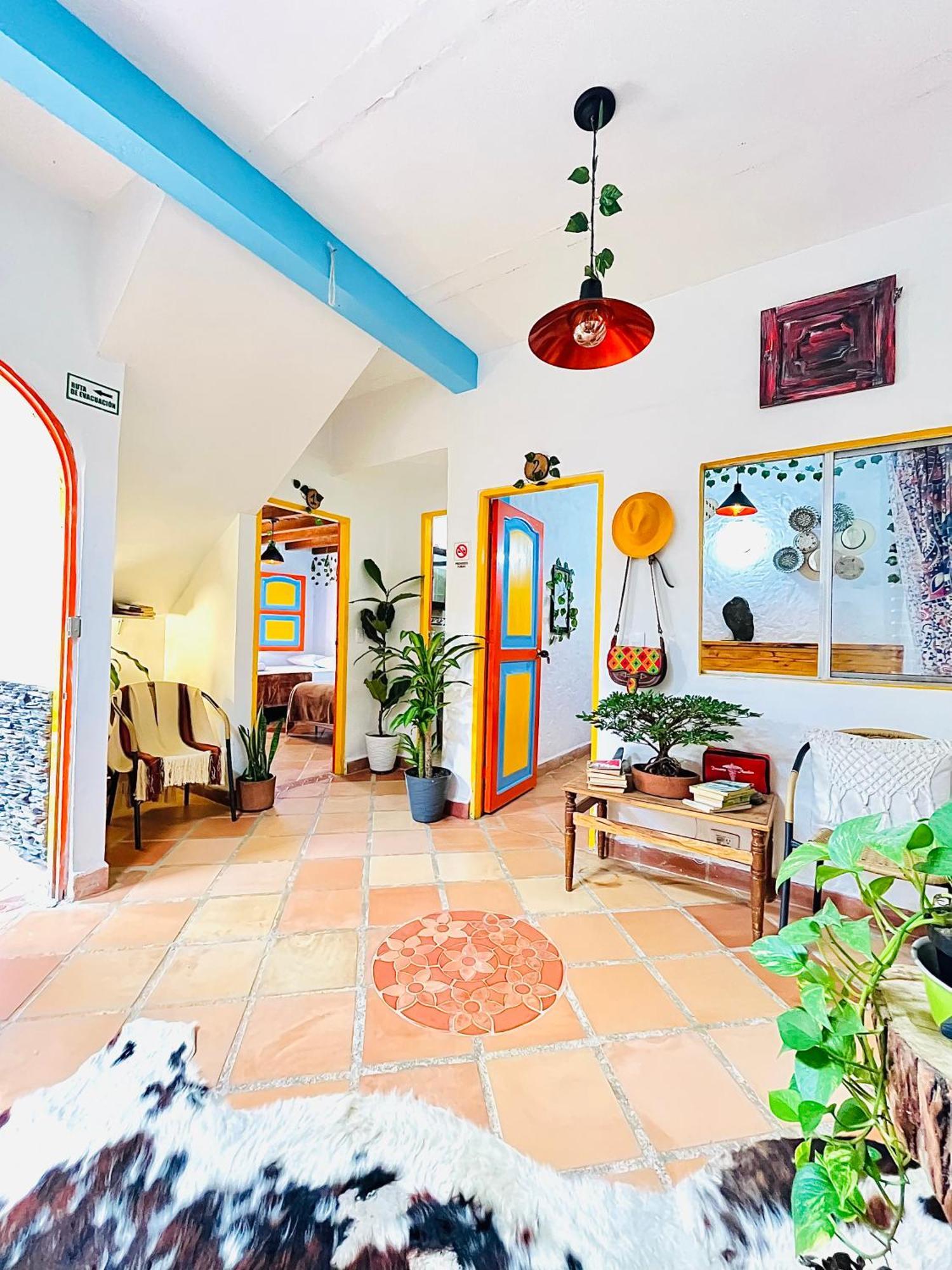 Casa De Las Rocas Hostel Хардин Екстериор снимка