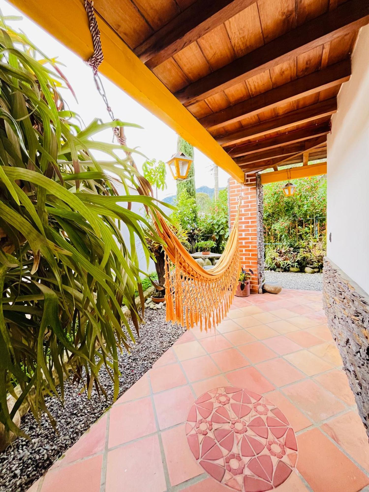 Casa De Las Rocas Hostel Хардин Екстериор снимка