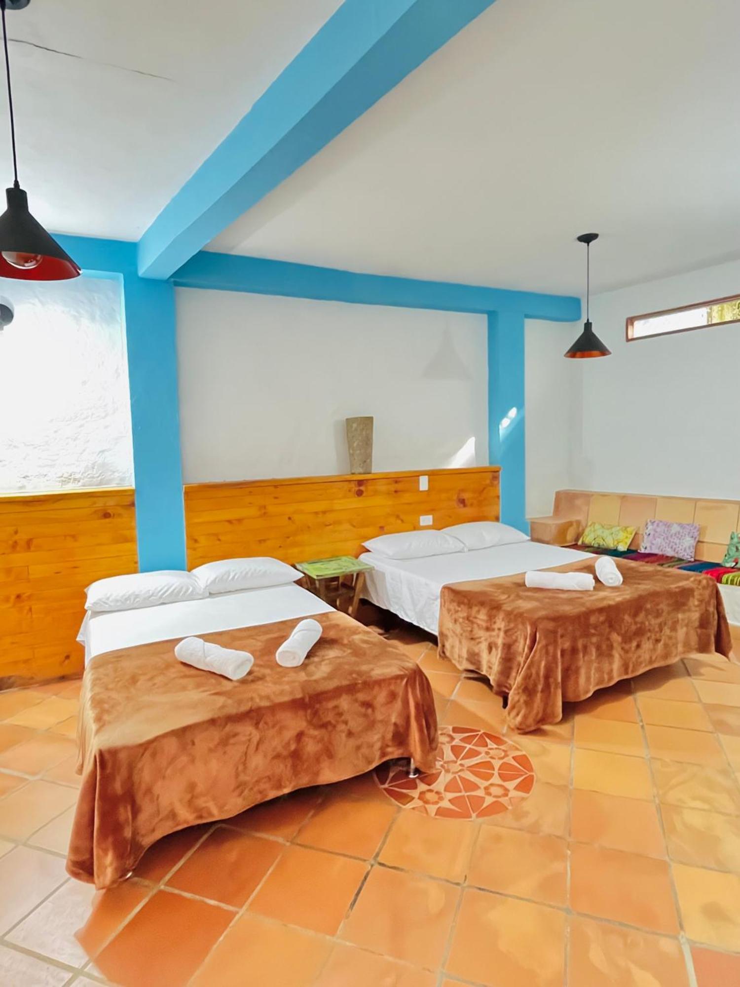 Casa De Las Rocas Hostel Хардин Екстериор снимка