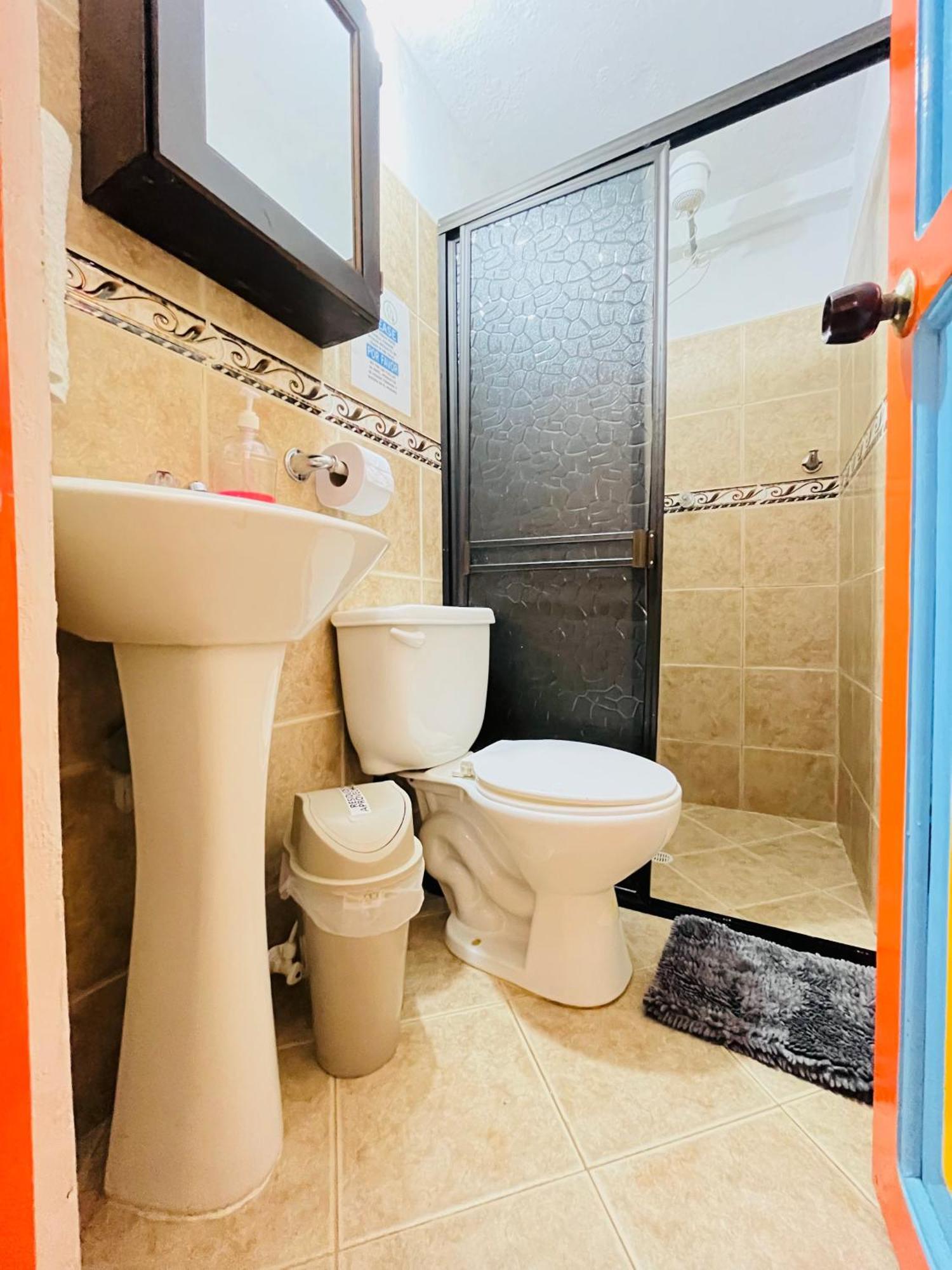 Casa De Las Rocas Hostel Хардин Екстериор снимка