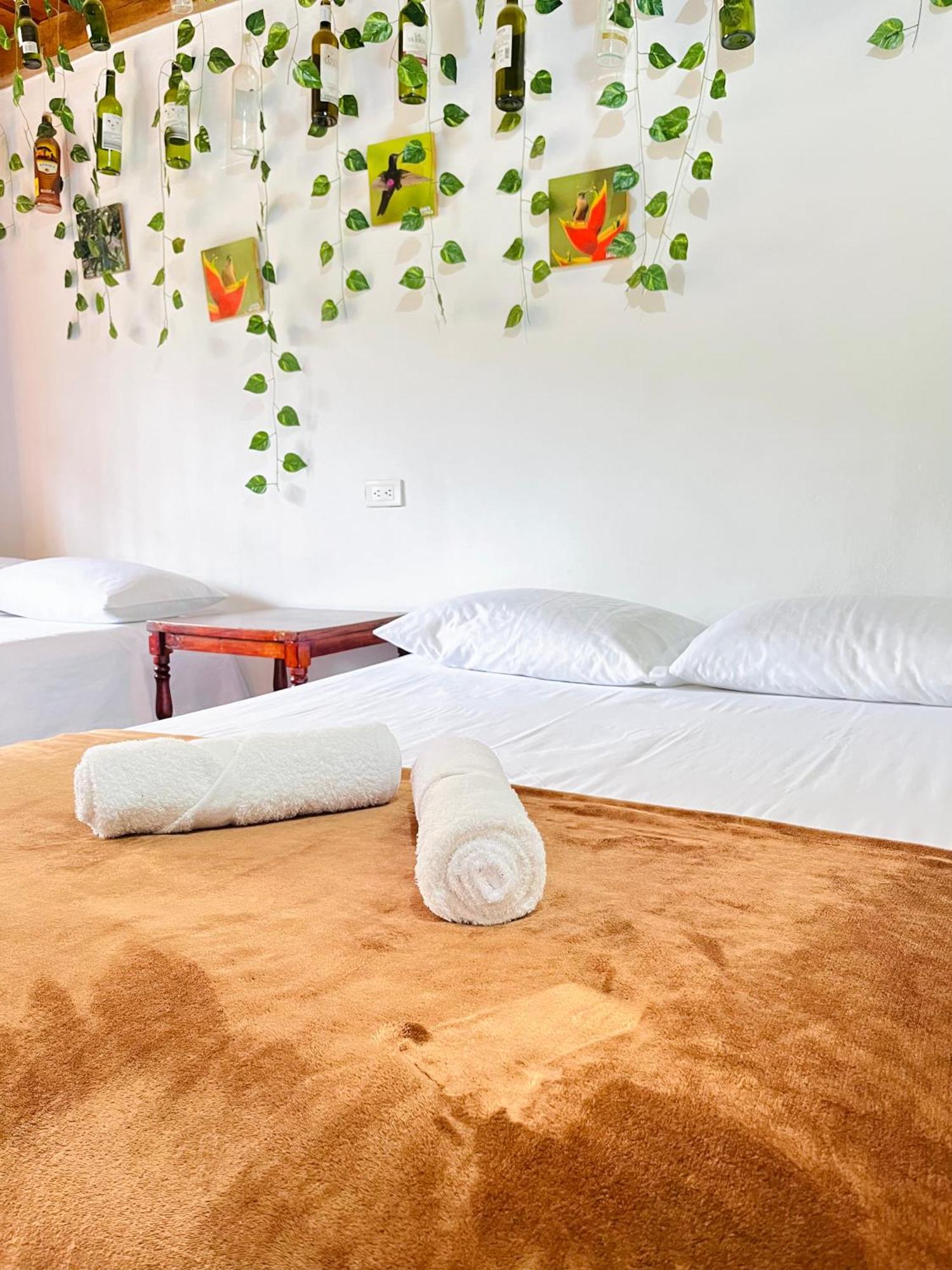 Casa De Las Rocas Hostel Хардин Екстериор снимка